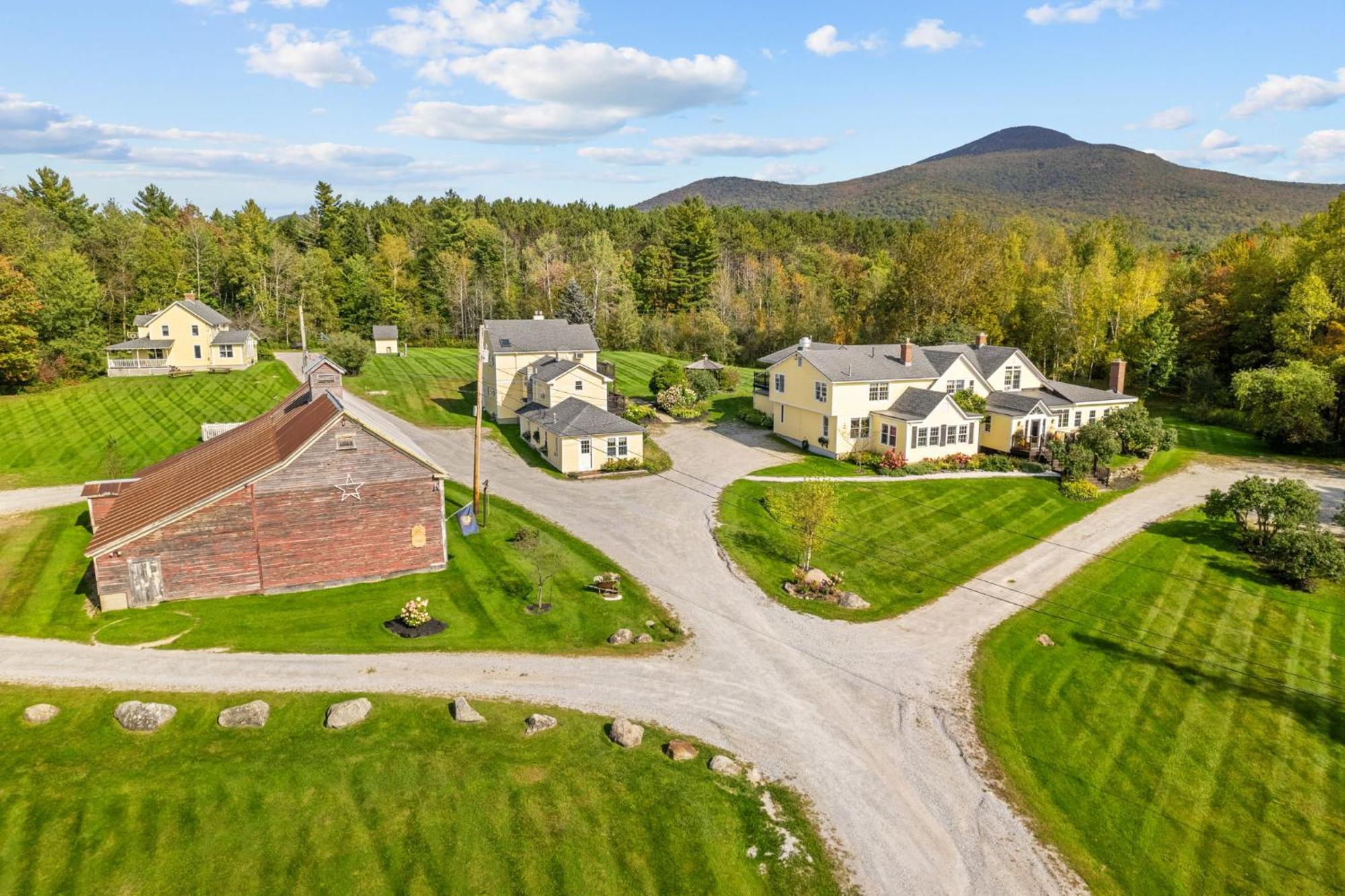 Red Clover Inn Mendon Экстерьер фото
