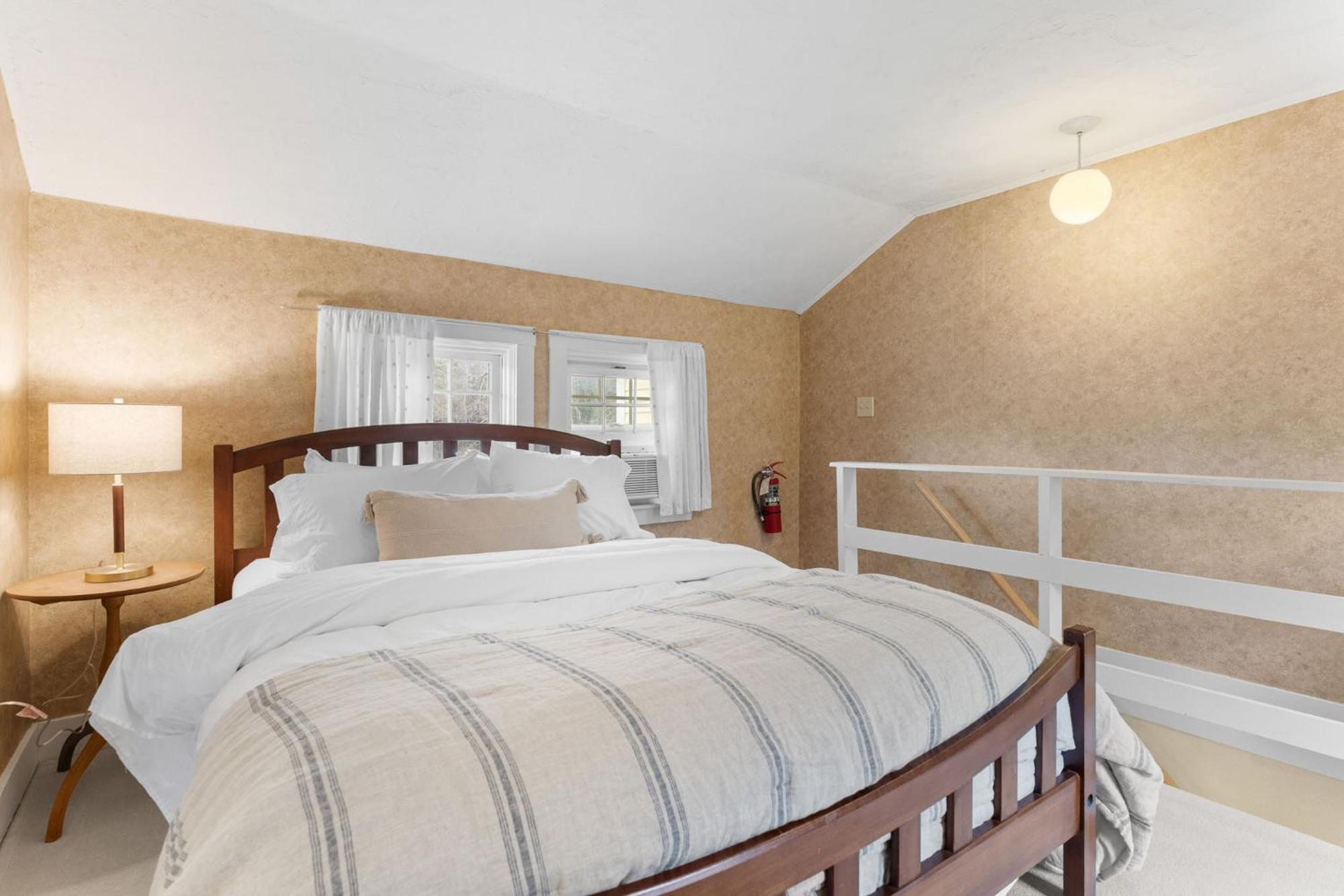 Red Clover Inn Mendon Экстерьер фото